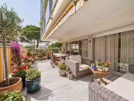 vente appartement 3 pièces 62.1 m² à juan les pins (06160)  450 000 €
