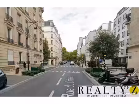 local commercial 107 m²