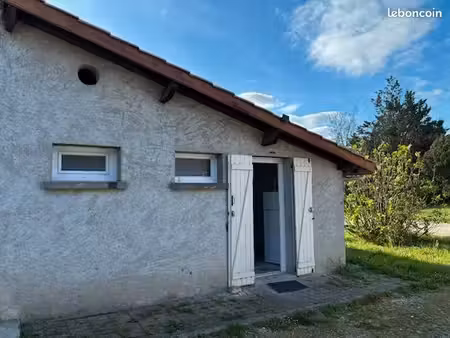 maison au calme avec terrain fermé et garage