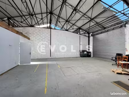 local d'activité 280 m²