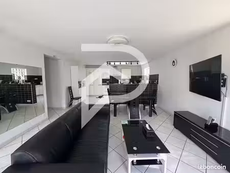 maison 6 pièces 110 m²