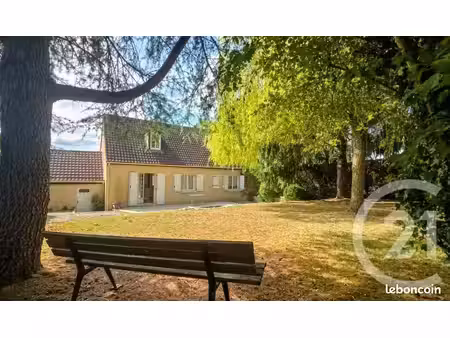 maison 5 pièces 130 m²