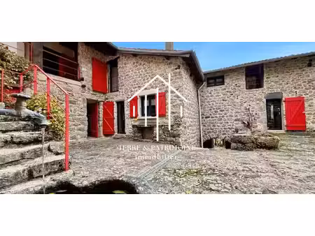 maison avec jardin et terrasse thueyts (07)