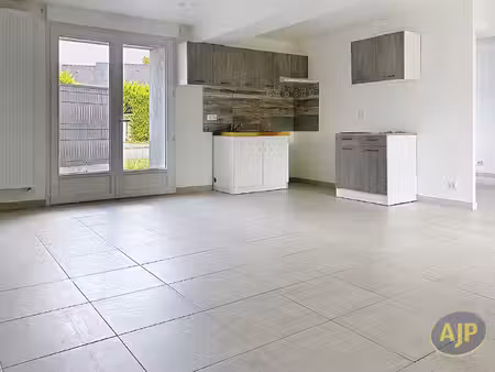 maison issé 4 pièce(s) 92.45 m2
