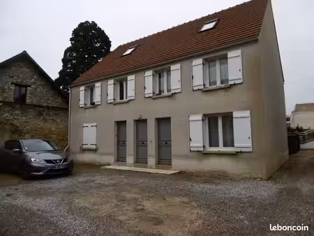 villeron f2 derrière roissy  campagne calme