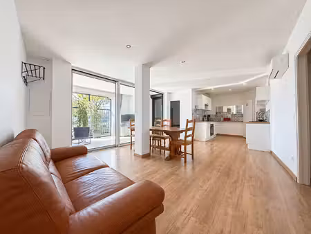 t2 bis de 81 m² avec cave aménagée et jacuzzi - saint-jean-de-védas