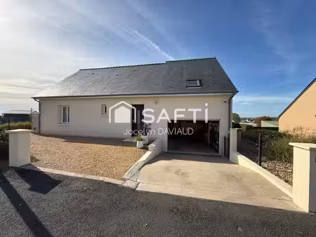 très beau pavillon avec une vie de plain-pied