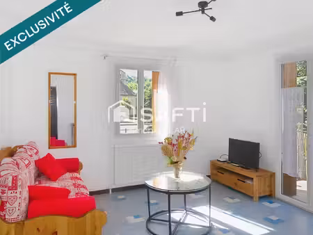 maison lumineuse et ensoleillée avec du potentiel