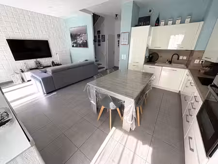 maison 5 pieces- 4 chambres