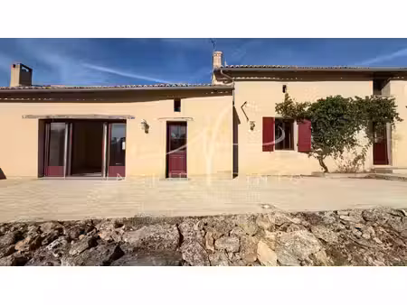 maison ancienne de 128 m²  jardin et dépendances à thénezay