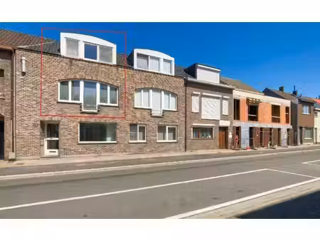 duplex met terras en autostaanplaats te koop in burcht