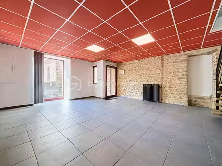 local commercial de 183 m² à bressuire