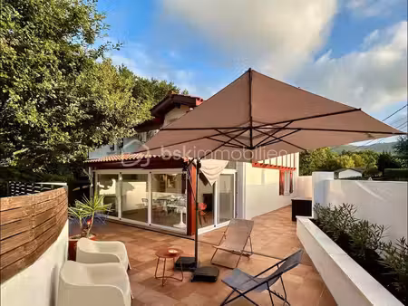 maison de 85 75 m² à urrugne