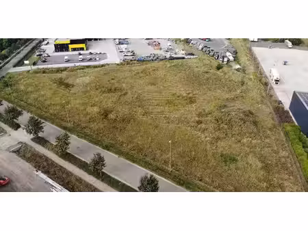 terrain industriel à vendre à genk pour € 1.200.000