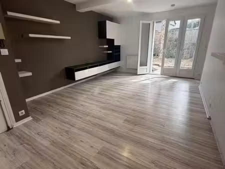 appartement à louer 2 pièces de 43m² à brie comte robert