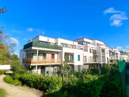 magnifique penthouse de 100m² de 2 chambres et 3 terrasses