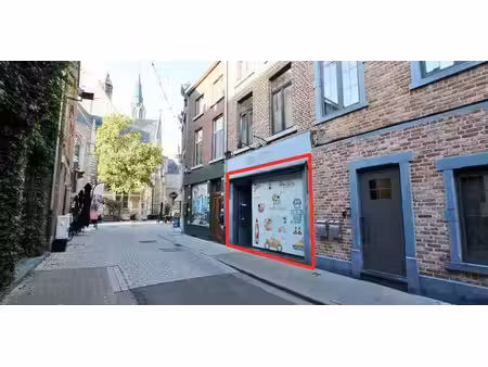 bien commercial à louer à sint-truiden pour € 695