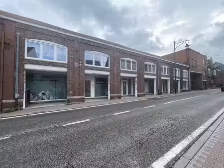 ensemble de bureaux sur +/- 250 m2