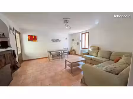maison de village 134 m² carcès