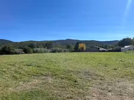 vente terrain 500 m² à pignans (83790)  155 000 €