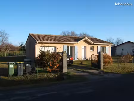 maison f4 centre saint vivien de médoc