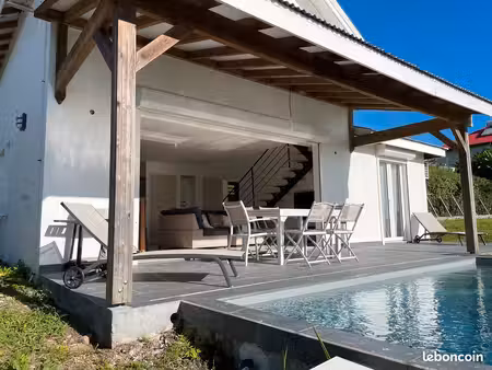 villa t4 meublée  piscine  vue mer – capesterre-belle-eau