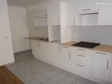appartement f3 en duplex  centre ville avec ascenseur