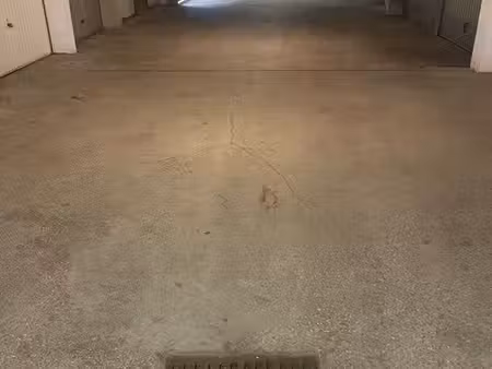 garage à louer