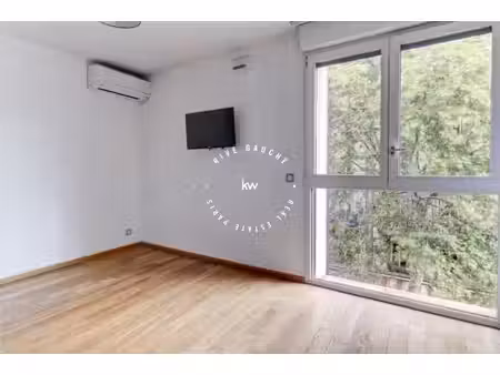 à vendre - appartement  2 pièces situé à clichy (92110)