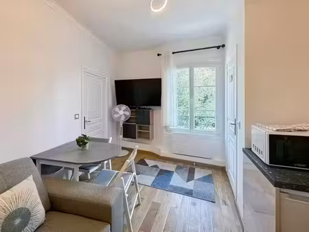 location meublée appartement 2 pièces 22.8 m² à deauville (14800)  690 €