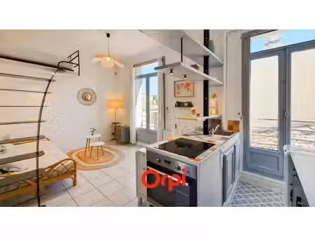 location meublée appartement 2 pièces 27.65 m² à bandol (83150)  800 €