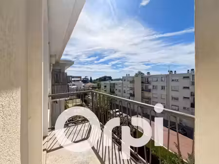 location appartement 4 pièces 64.98 m² à montpellier (34000)  990 €