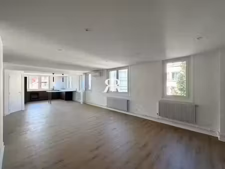 location appartement 5 pièces 131 m² à clermont-ferrand (63000)  2 155 €