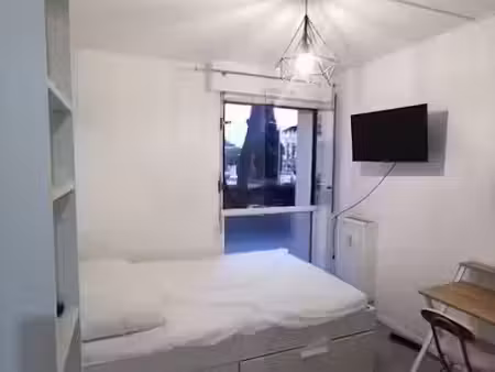 location meublée appartement 1 pièce 14 m² à montpellier (34000)  530 €