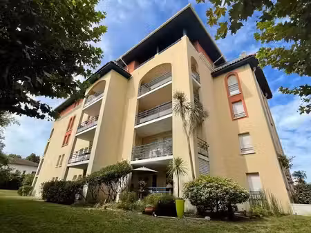 location appartement 2 pièces 40 m² à dax (40100)  558 €