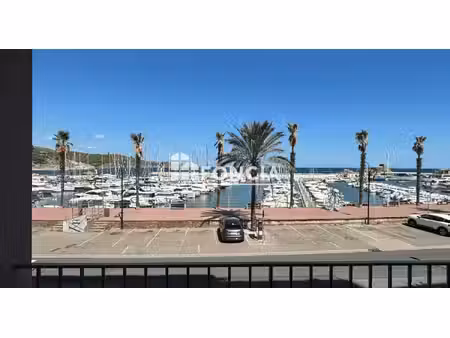 banyuls-sur-mer : t2 avec vue mer face au port
