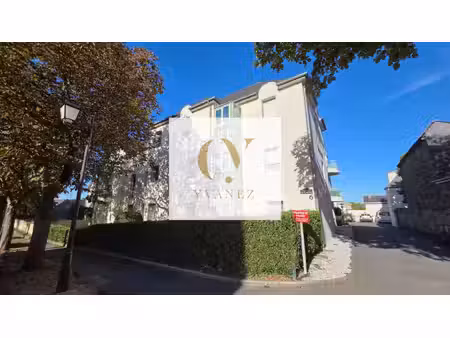 châteaugiron centre t2 de 49 m2 avec garage appartement