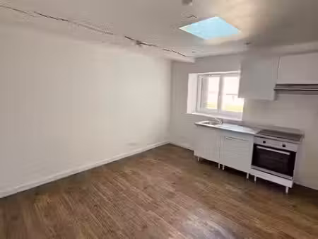 location appartement 3 pièces 55 m² à sainte-foy-la-grande (33220)  670 €