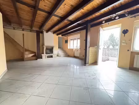 vente maison 3 pièces 73 m² à quinssaines (03380)  60 500 €