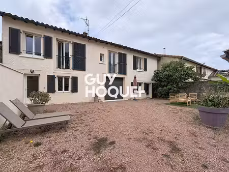 maison ancienne rénovée 3 chs + garage et terrain de 418 m² environ - 71960 prisse
