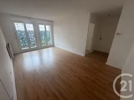 appartement f2 à vendre - 2 pièces - 43 84 m2 - roissy en france - 95 - ile-de-france