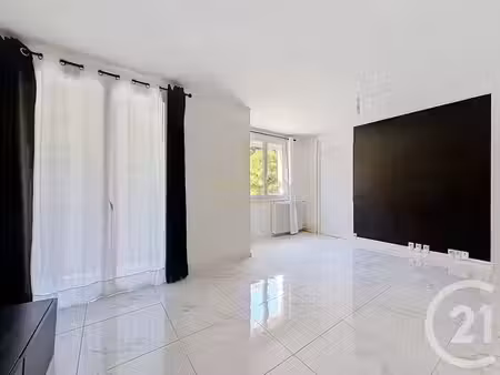 appartement t3 à louer - 4 pièces - 67 50 m2 - bourgoin jallieu - 38 - rhone-alpes