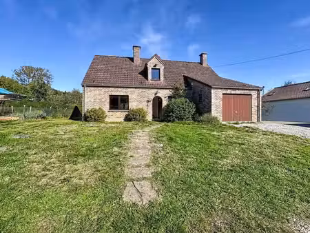 century 21 masure vous propose cette spacieuse maison située