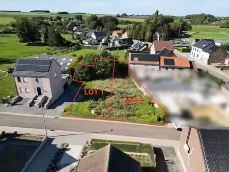 bouwgrond geschikt voor halfopen bebouwing in het landeli...