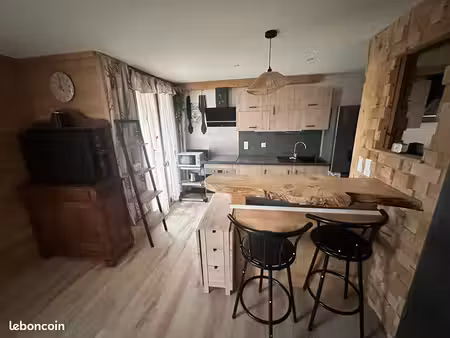 appartement t2 rénové avec garage - métabief