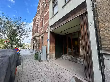 commerce à louer au cœur du quartier zuid