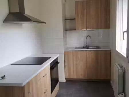 appartement  2 pièces  45 m2 - étage 1/2