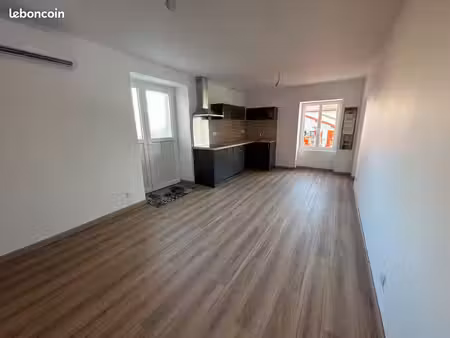 hélette appartement t3 en rez-de-chaussée