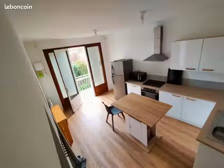 appartement t3 avec balcon