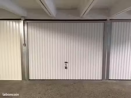 location box/garage